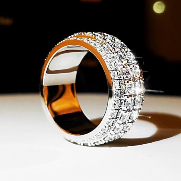 Sparkling Star Moissanite Ring - Image 4
