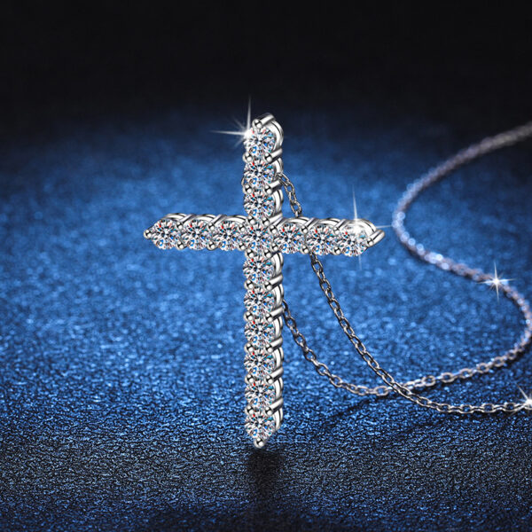 Cross Pendant 1.6 Carat Moissanite Diamond Necklace