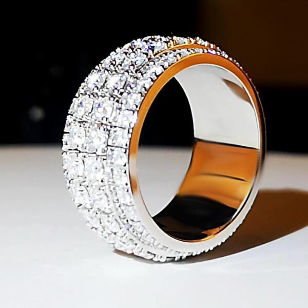 Sparkling Star Moissanite Ring - Image 3