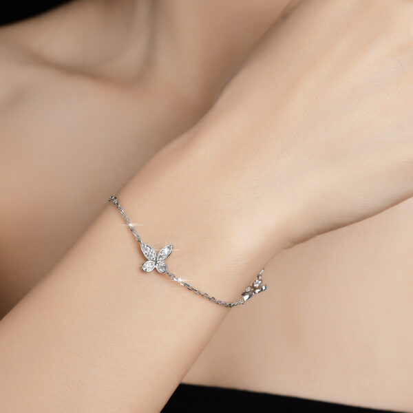 Sterling silver moissanite bow bracelet - Image 3